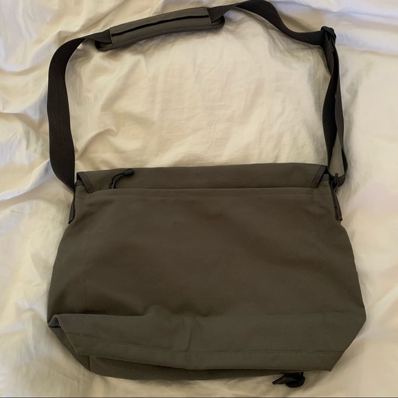 Messenger bag - Picture 4 of 10